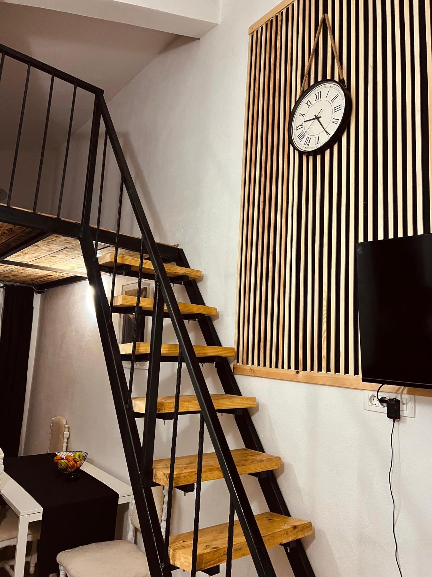 Dado Apartment Вирпазар Екстериор снимка